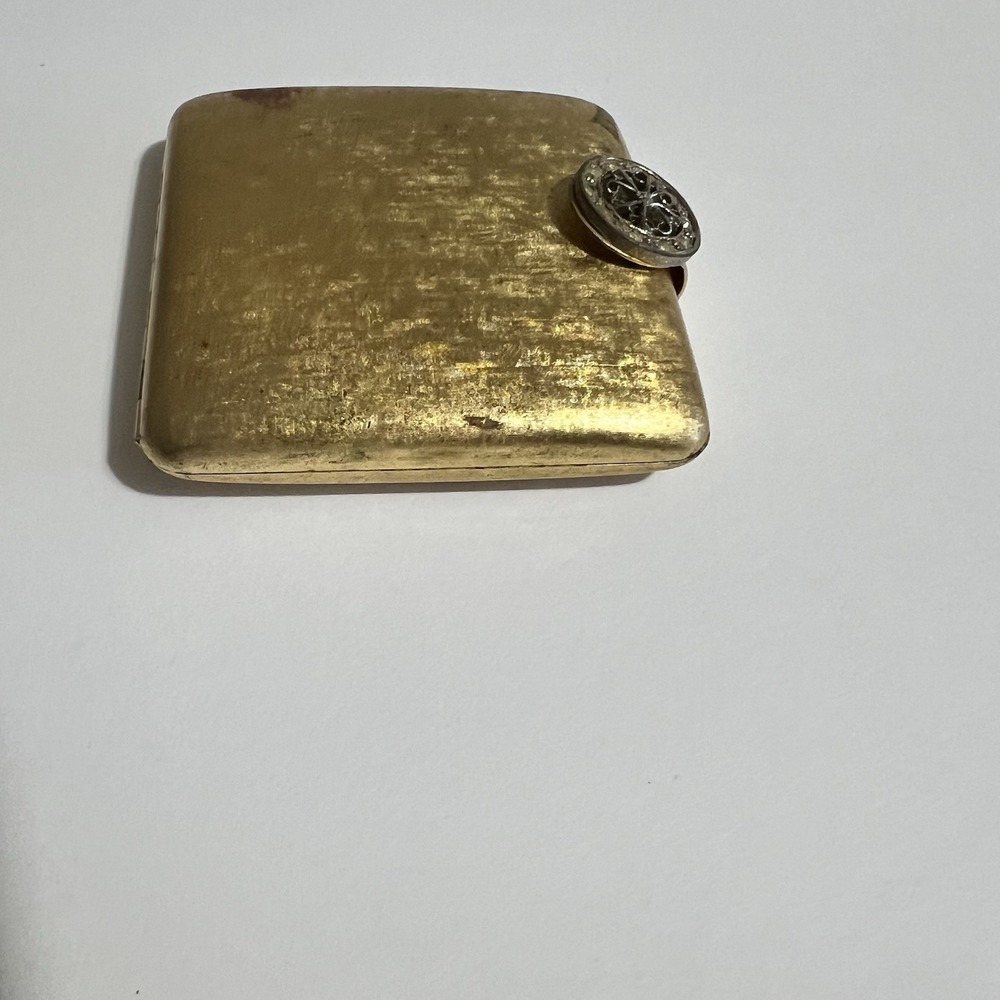 AVON Gold Tone w Floral Rhinestone Catch Latch Loose Powder Compact VINTAGE - Picture 10 of 15